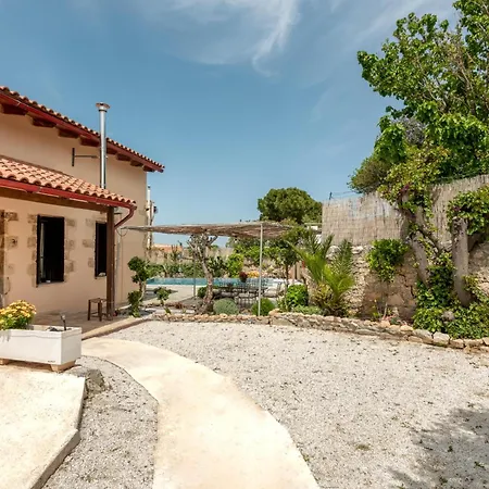 Villa Joel Living Collection - Rustic *